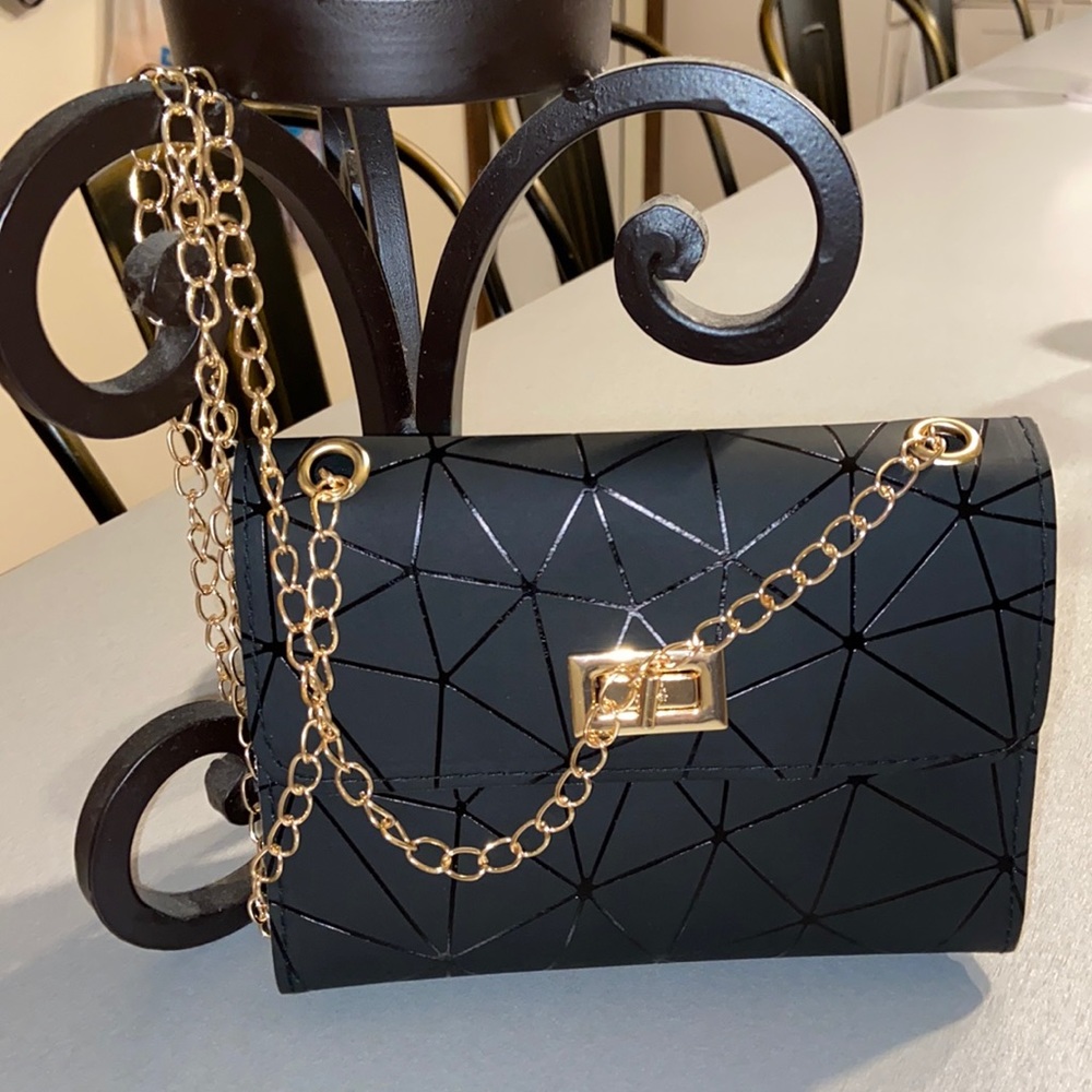 Crossbody purse